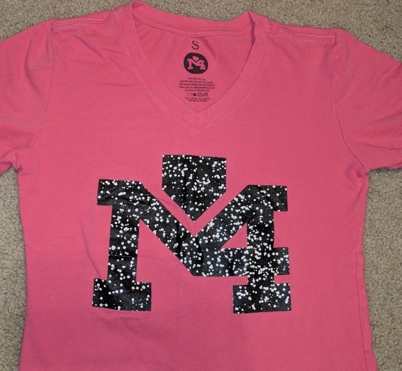 Pink & black M4 by Yadi Molina baseball shirt - small - St. Louis Cardinals - Picture 2 of 6